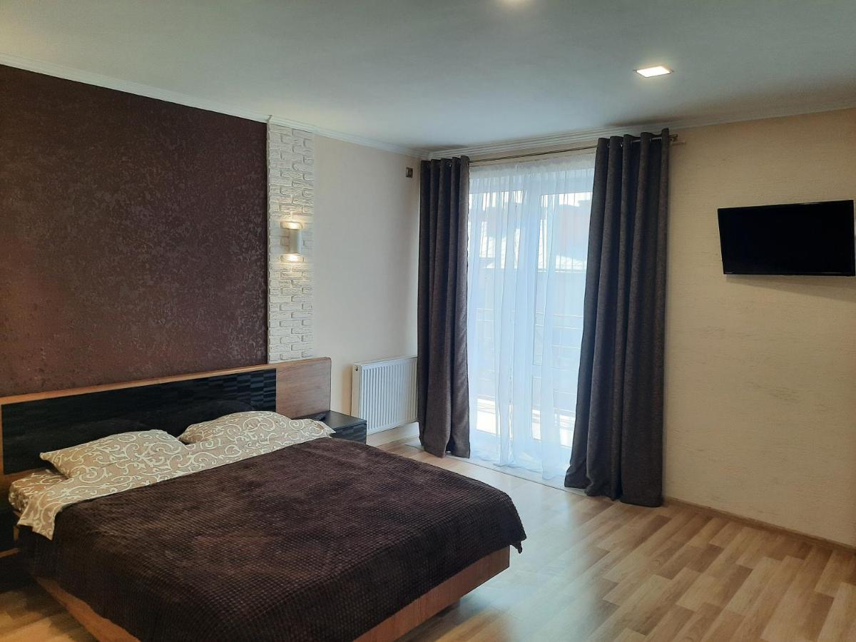 Podobovo-Ivano-Frankivsk.Com Ngoại thất bức ảnh