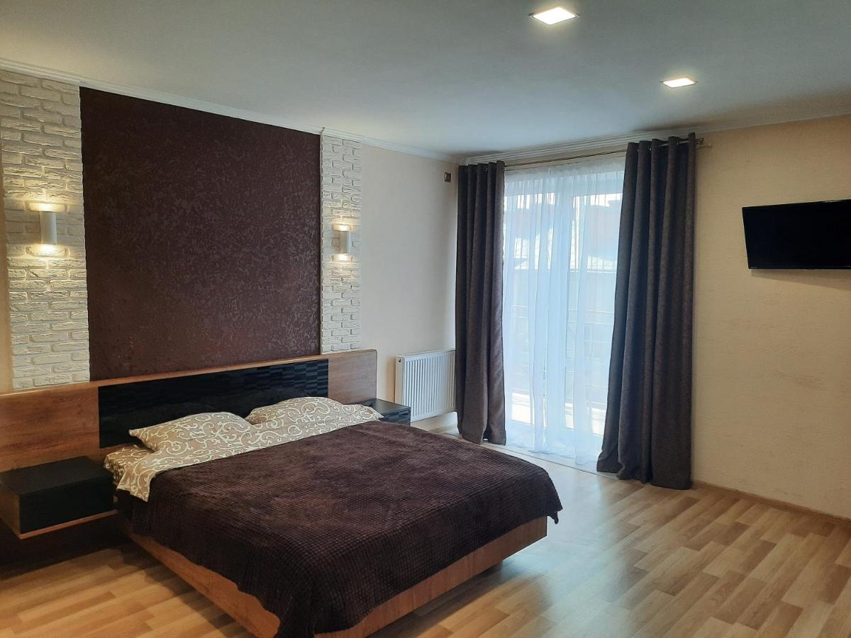 Podobovo-Ivano-Frankivsk.Com Ngoại thất bức ảnh